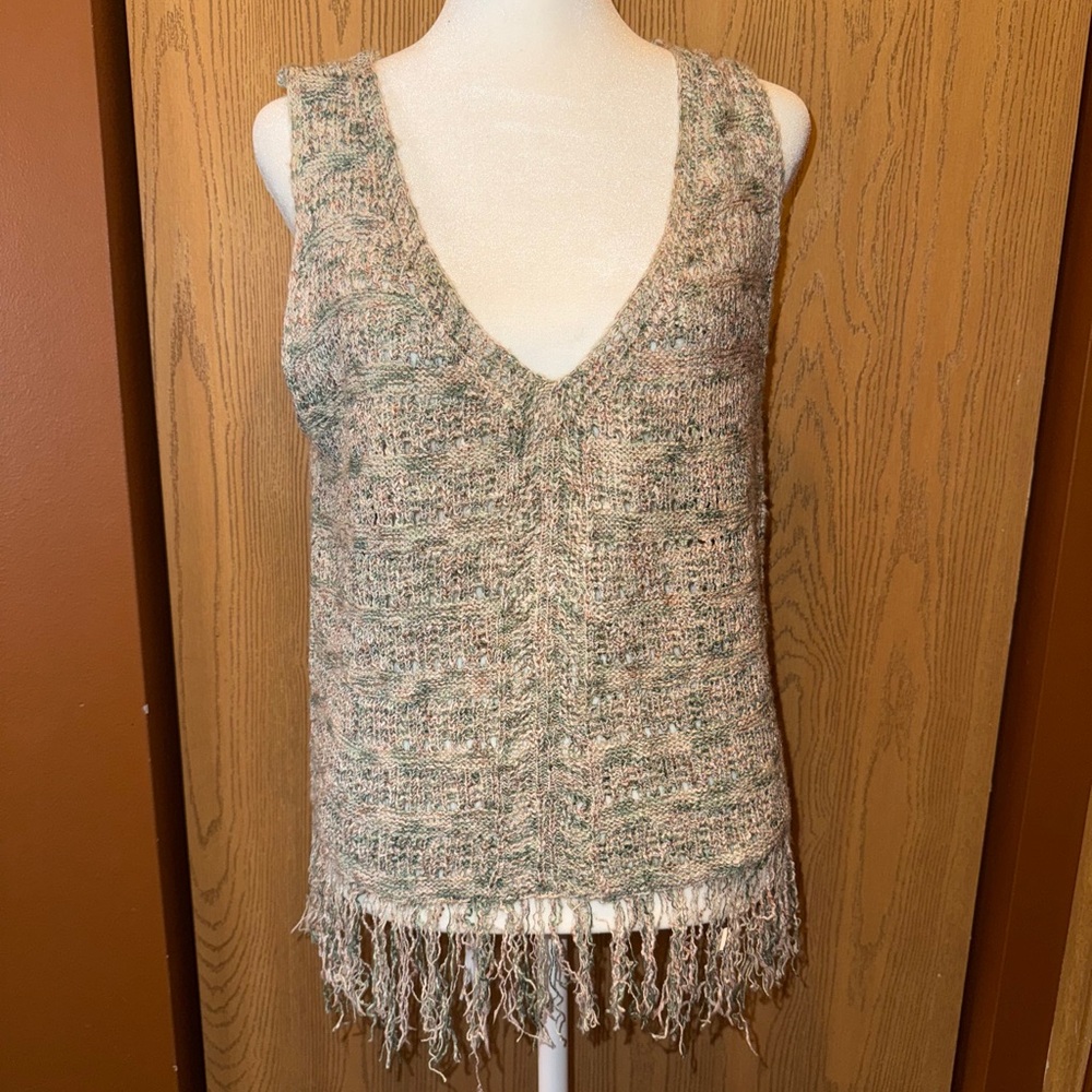 5️⃣Love Knits NYC Boho Fringe Knit Tank Top Beige Sage Green V-Neck (NWT)